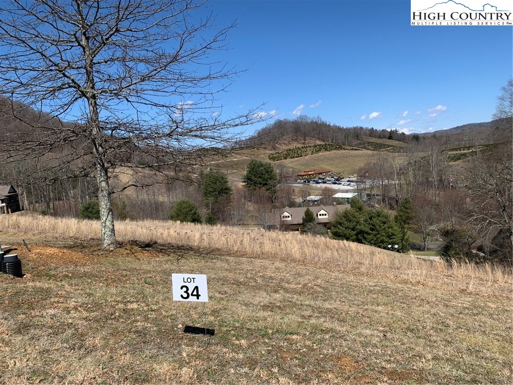 Lot#34 Hollowcrest