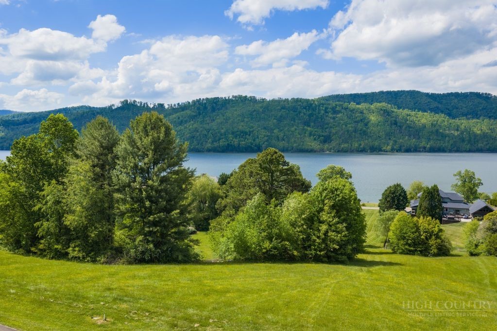 Lot 84 Harbor View