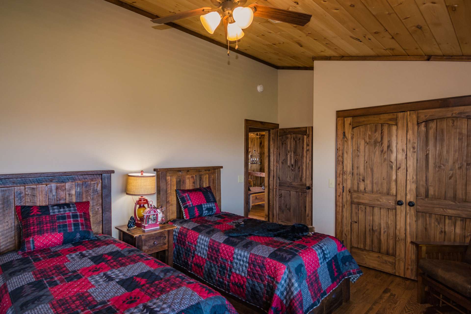 The upper level guest bedrooms also feature ensuite baths.