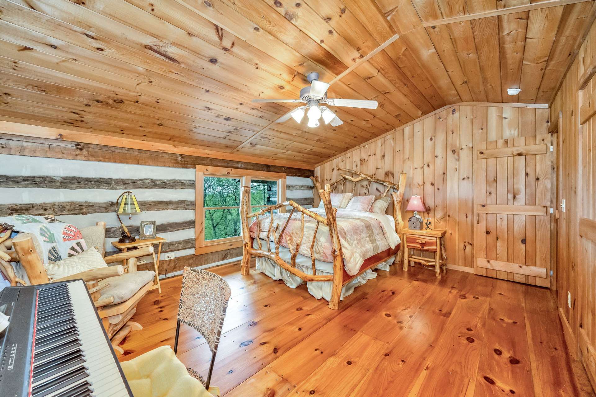 The vaulted ceiling and closet space create a charming space for your visitors.