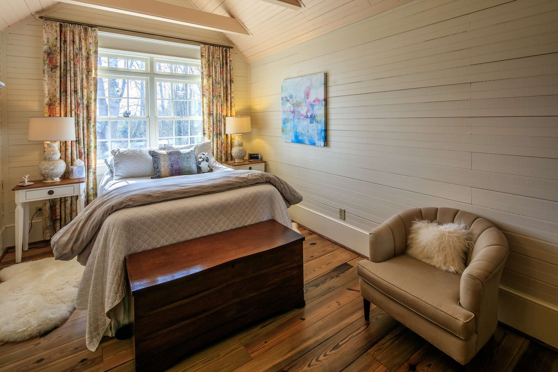 Both upper level guest bedrooms are charming yet spacious for your furniture.