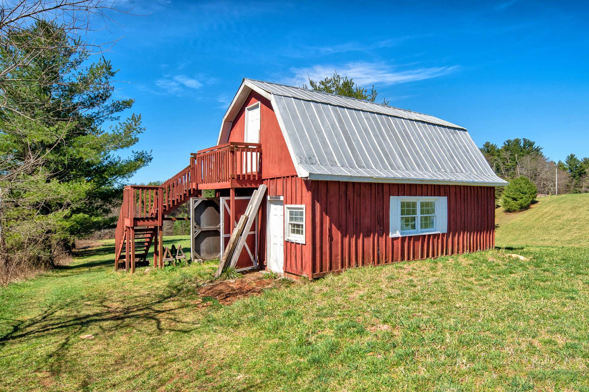 Two story barn for your horse.