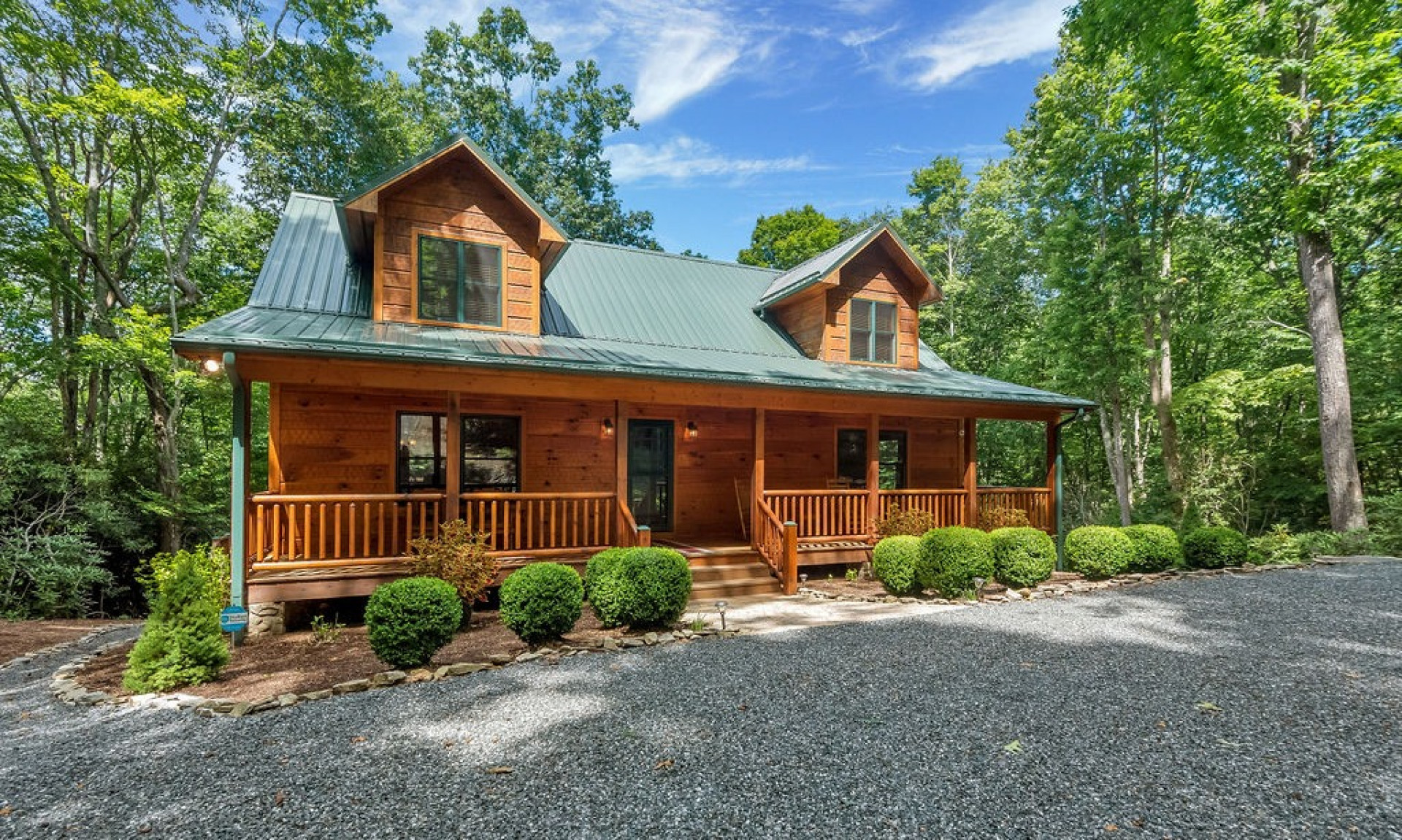 NC Mountain Cabin Salamander Creek