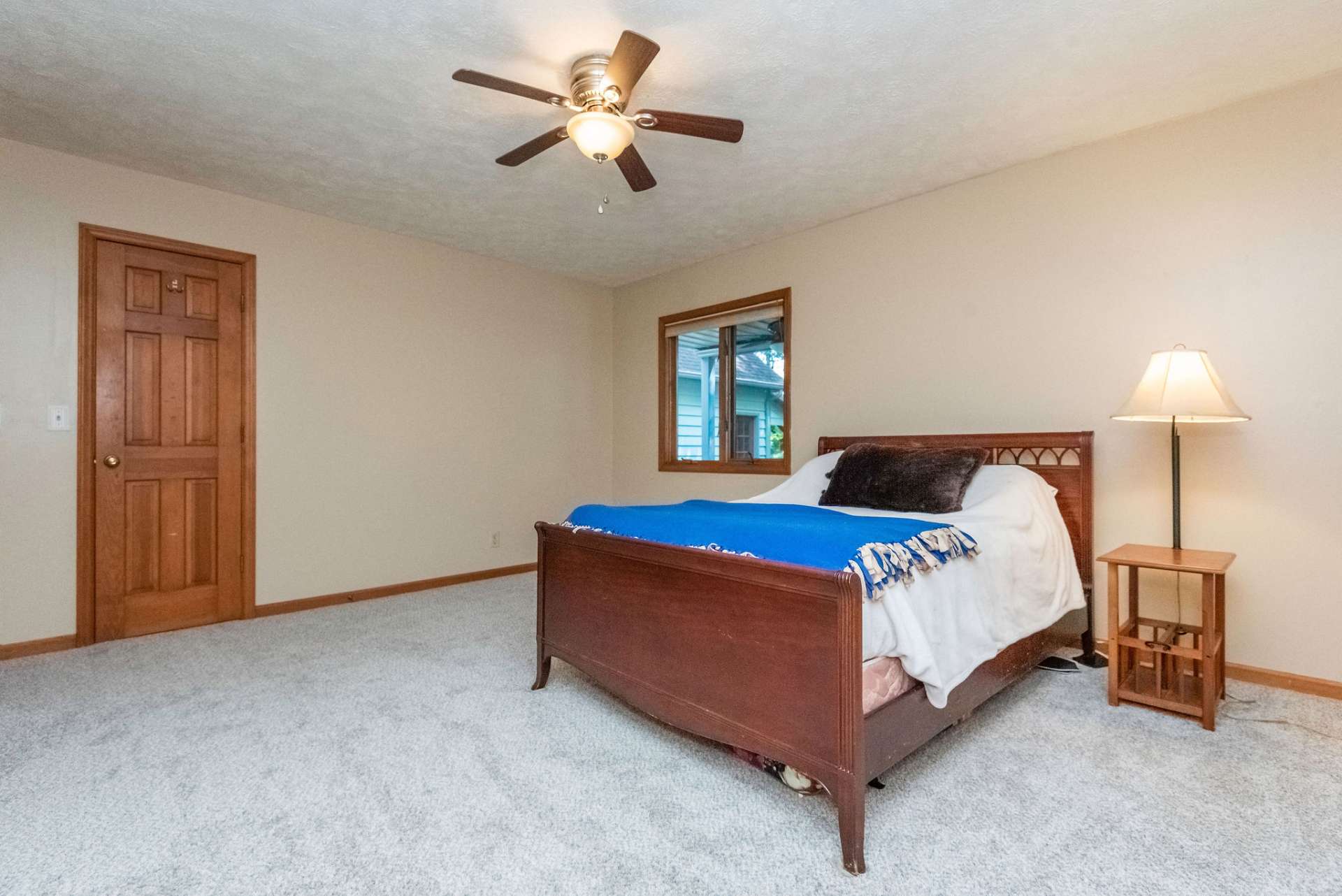 This bedroom could also serve as a main level master.