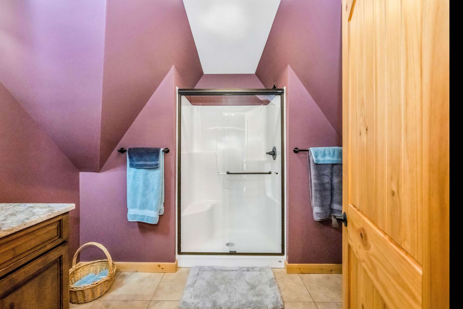 Your guests will enjoy a easy step in shower.
