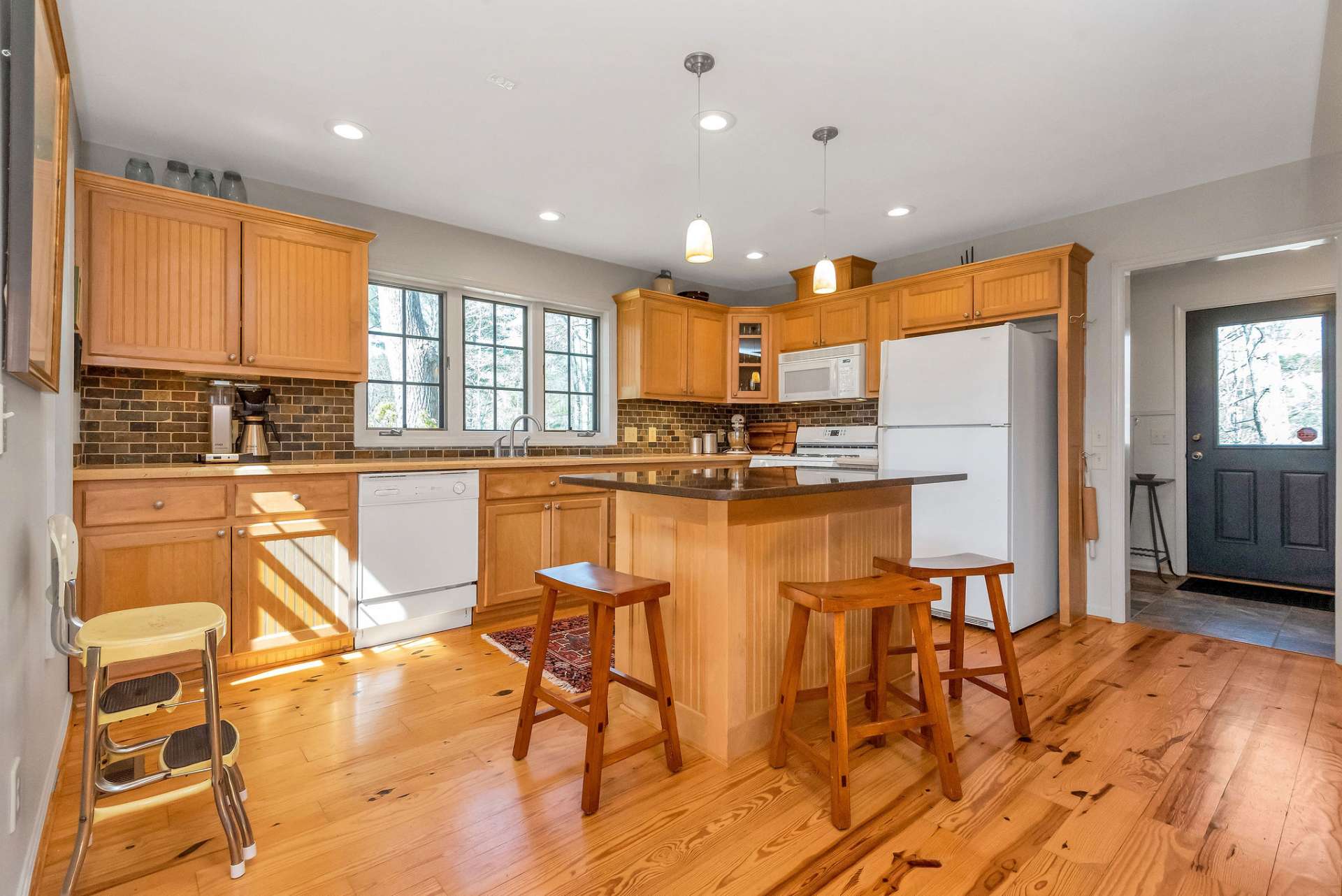 Spacious kitchen