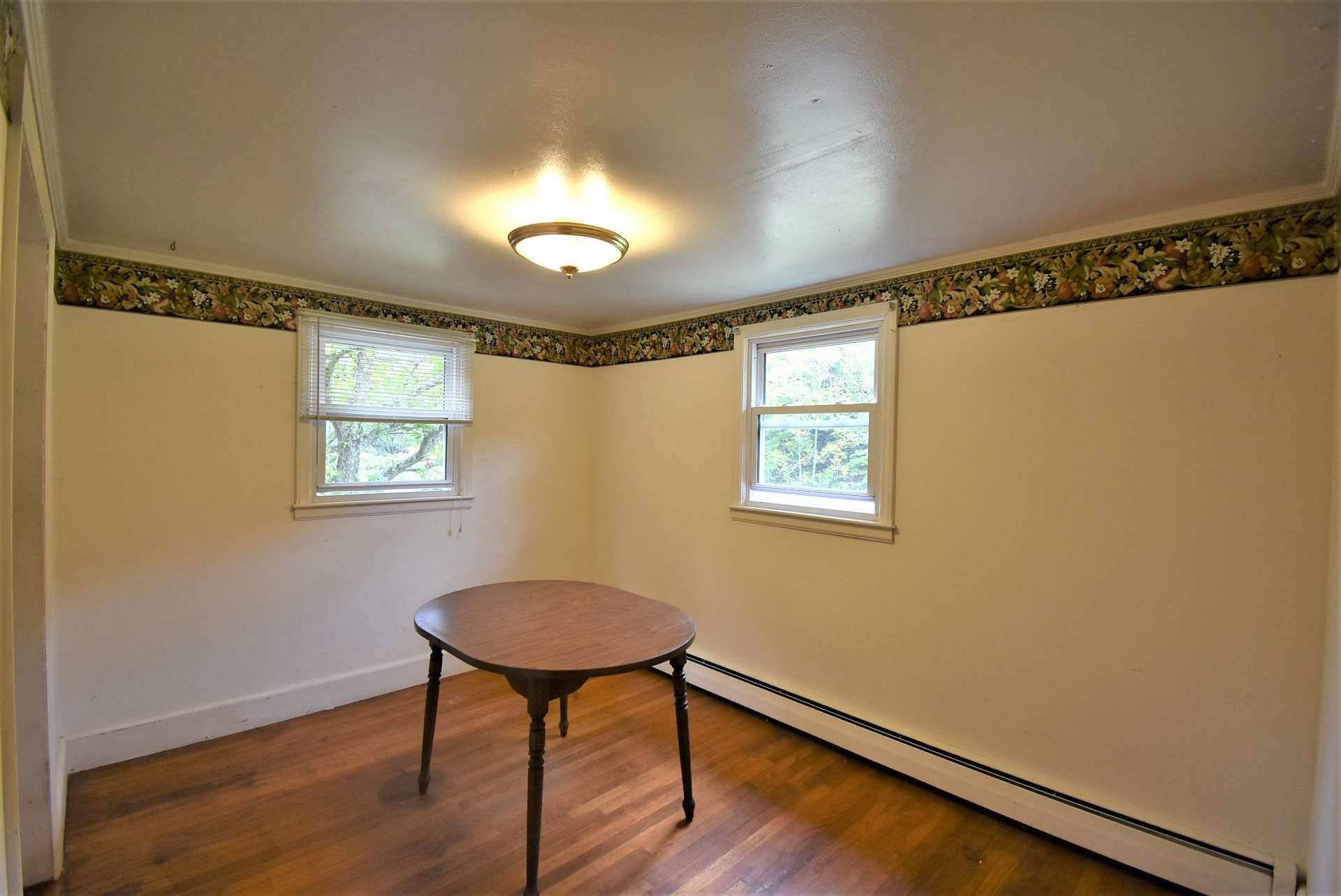 This formal dining room has plenty of space for family gatherings.