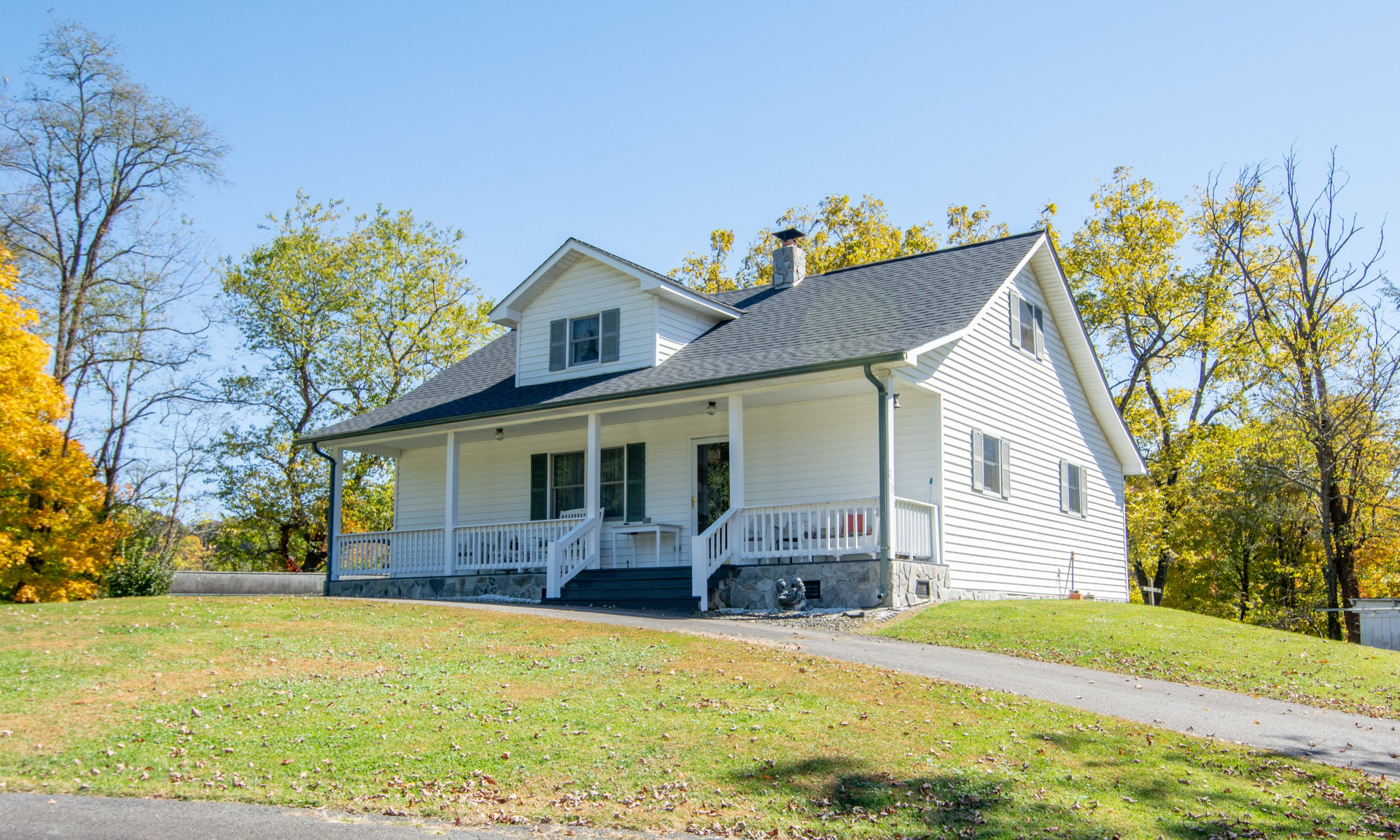 NC Mountain Historic Cottage