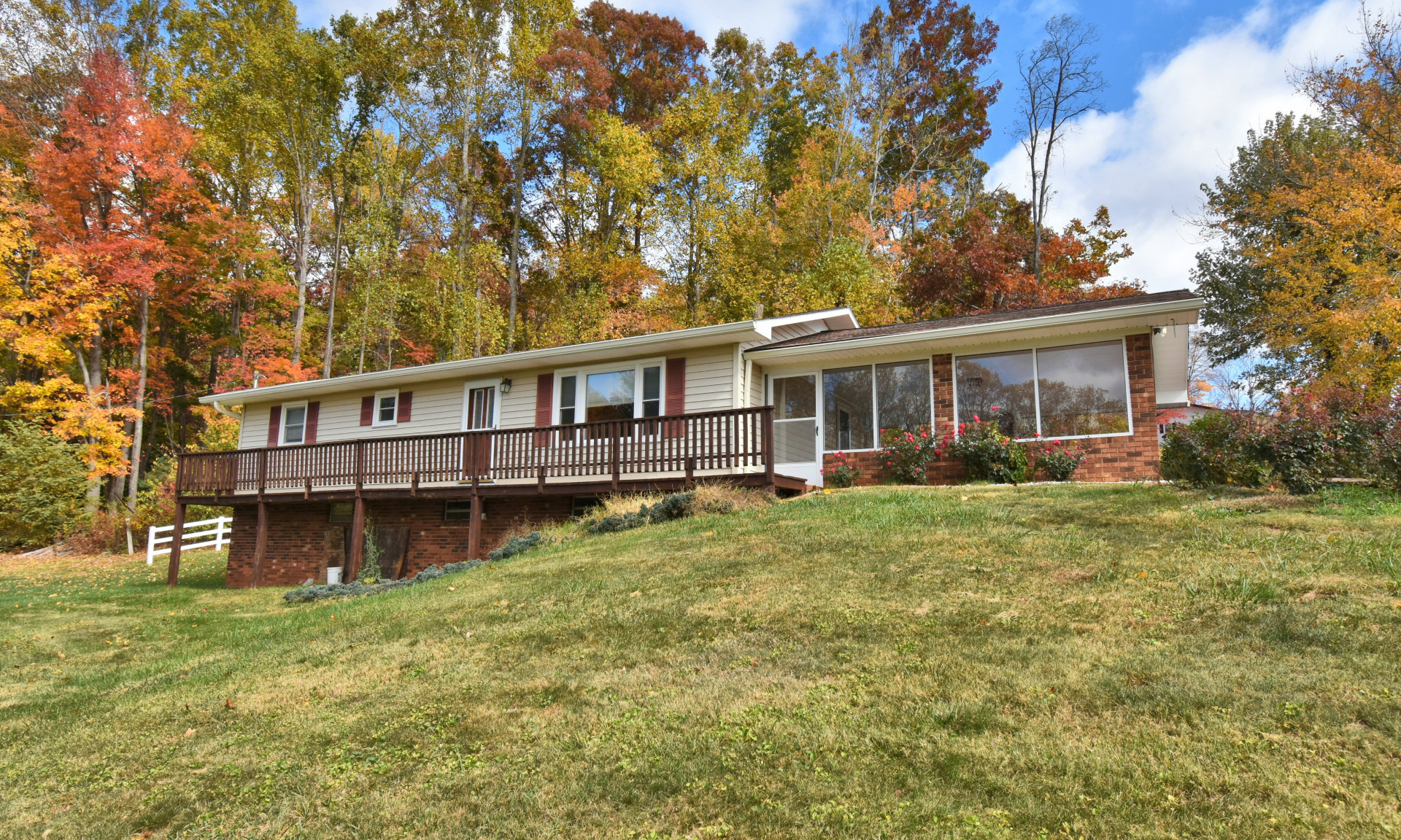NC Mountain Home Creston