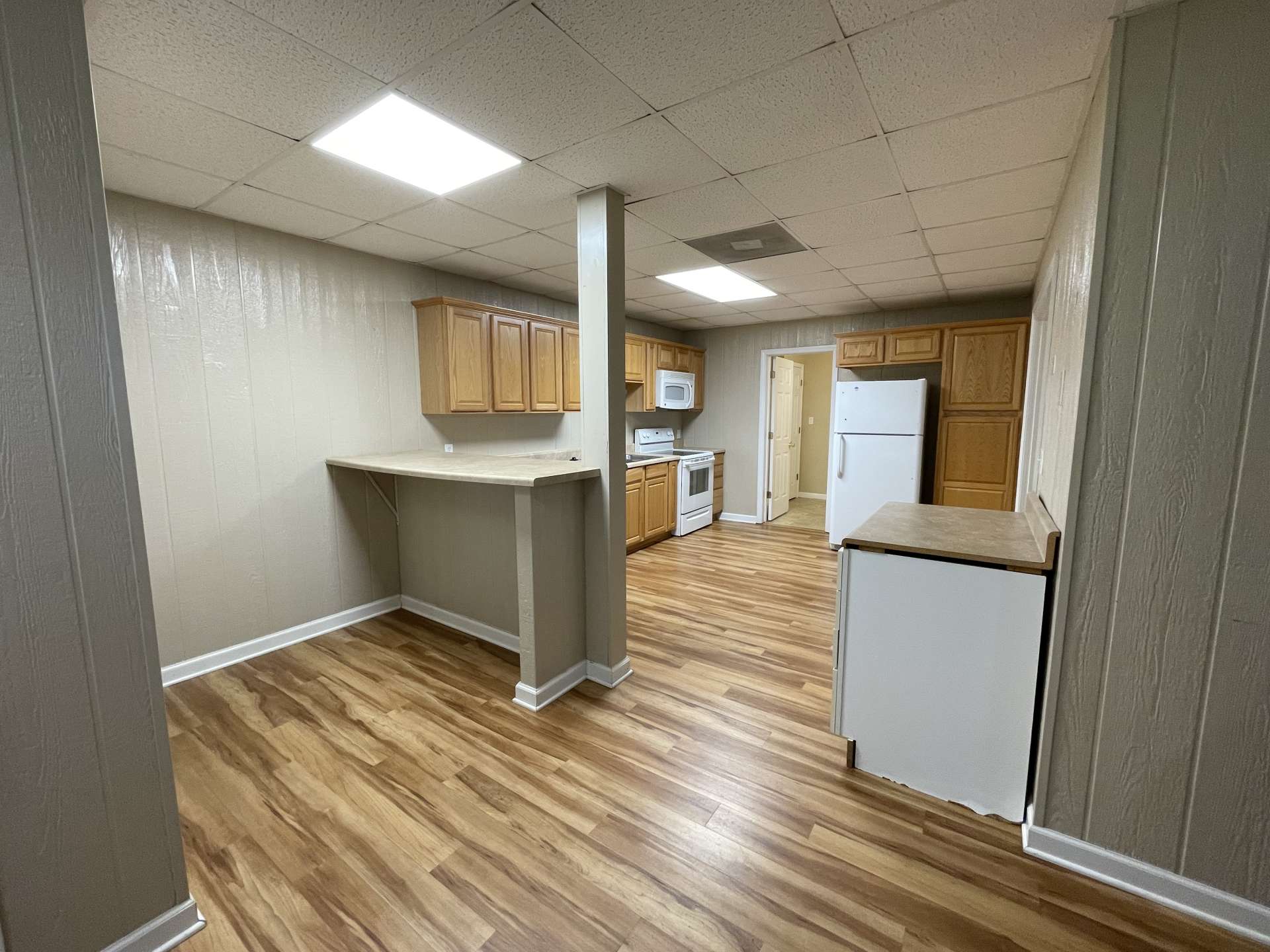 Lower-level dining