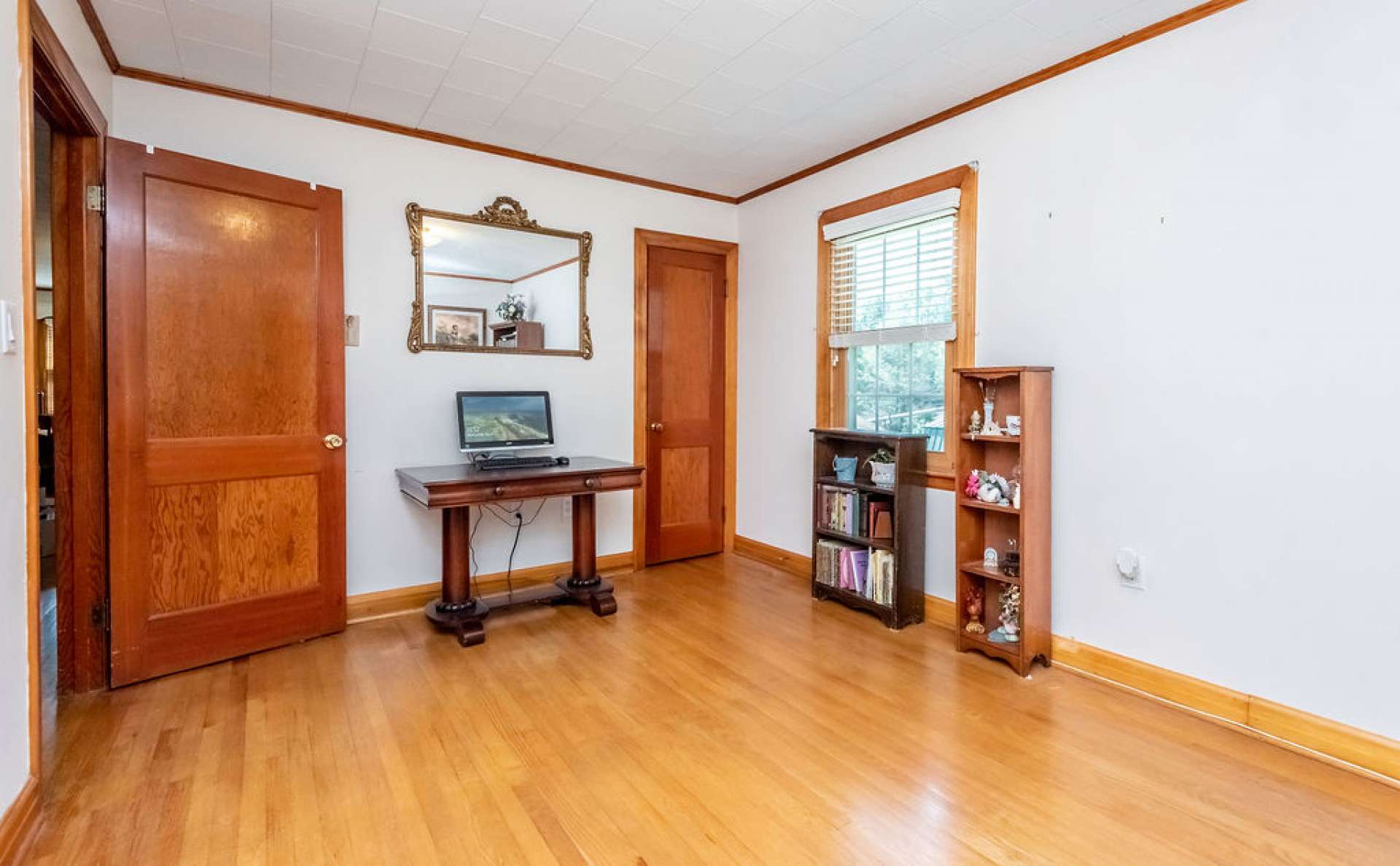 Spacious Guest Bedroom