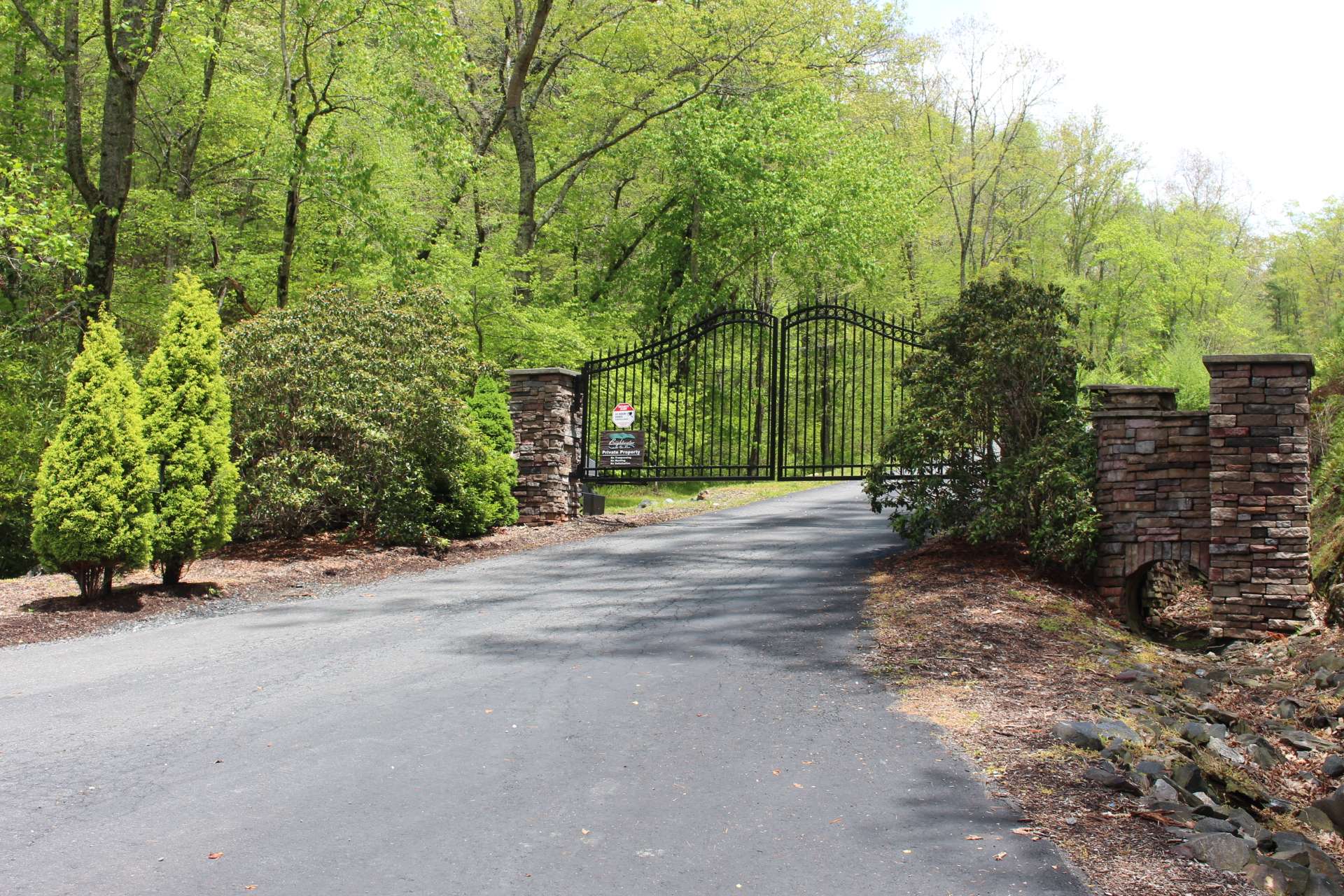 Welcome to Brightwater, a gated community offering a  wonderful place to build your dream NC Mountain home or cabin.
