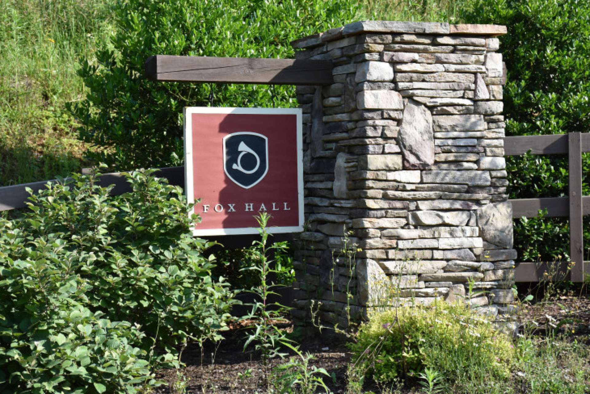 Fox Hall is a new gated community offering large building lots with mixed terrain, gorgeous views of the South Fork of The New River and also views of Little Peak Mountain, which is owned by the state of NC and part of the New River State Park.