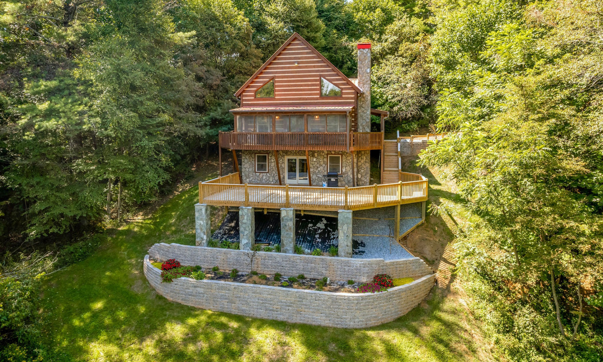 NC Mountain Log Cabin Grassy Creek