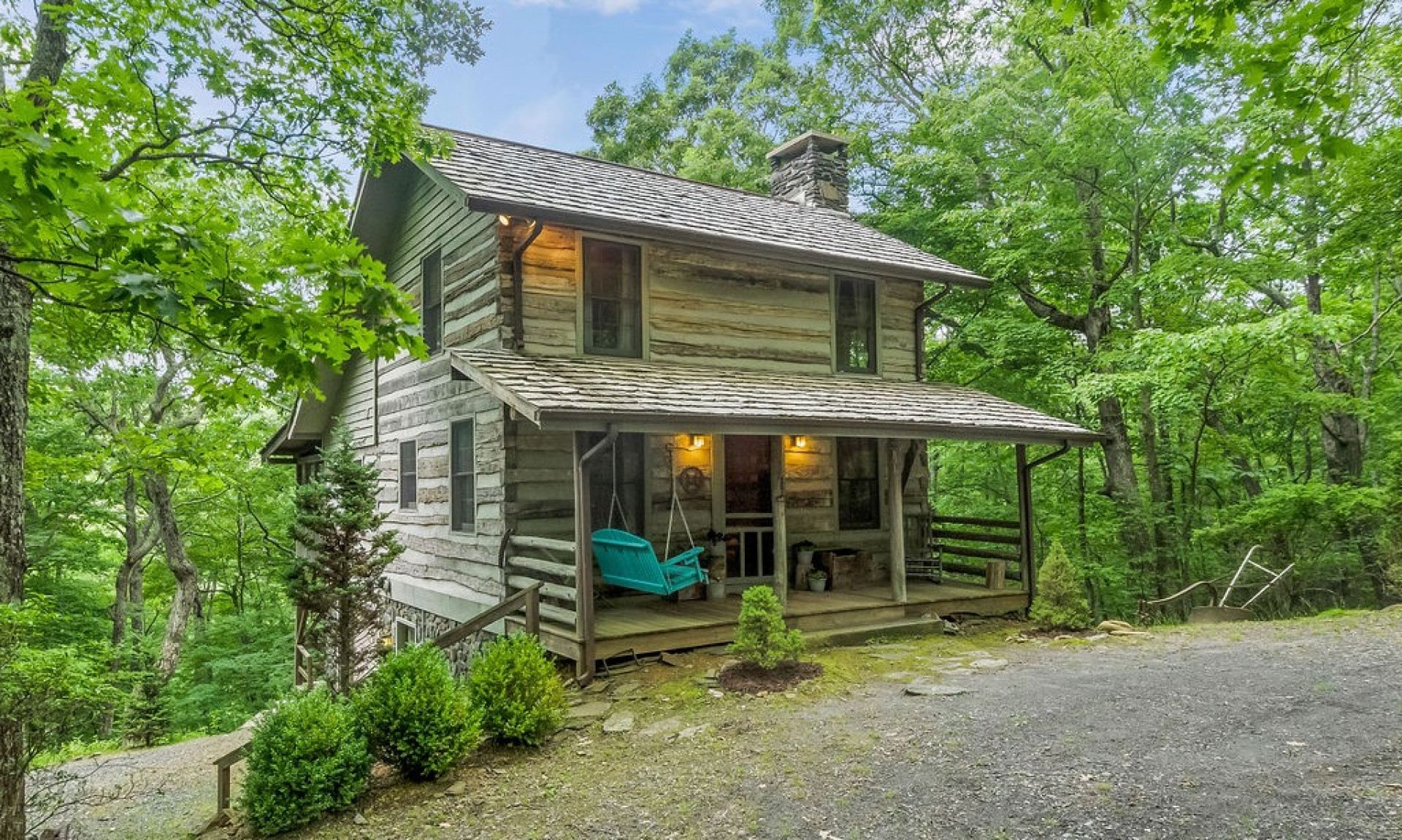 NC Mountain Log Cabin Stonebridge