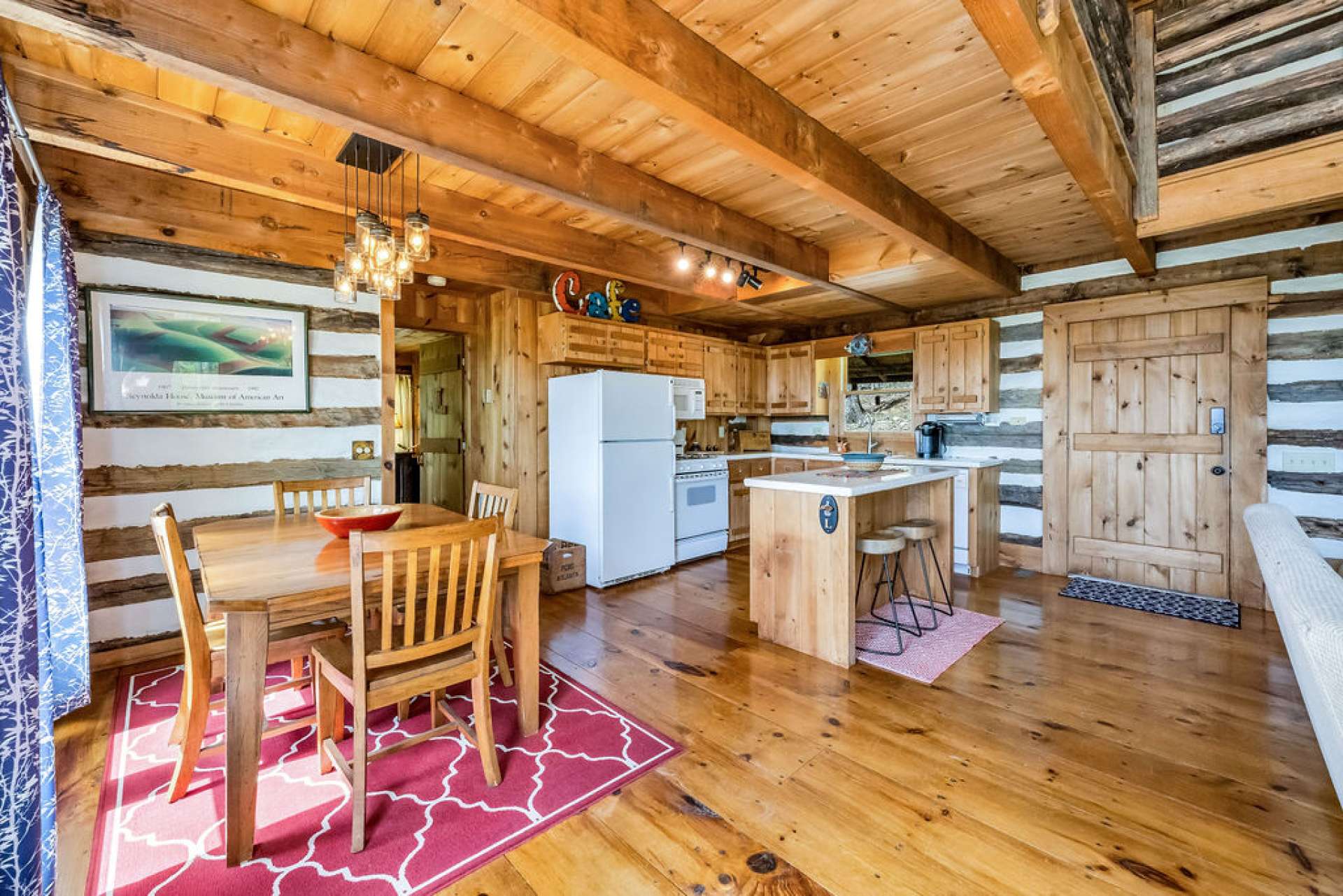 Style and convenience welcome you to live, laugh, and love in the Blue Ridge Mountains.
