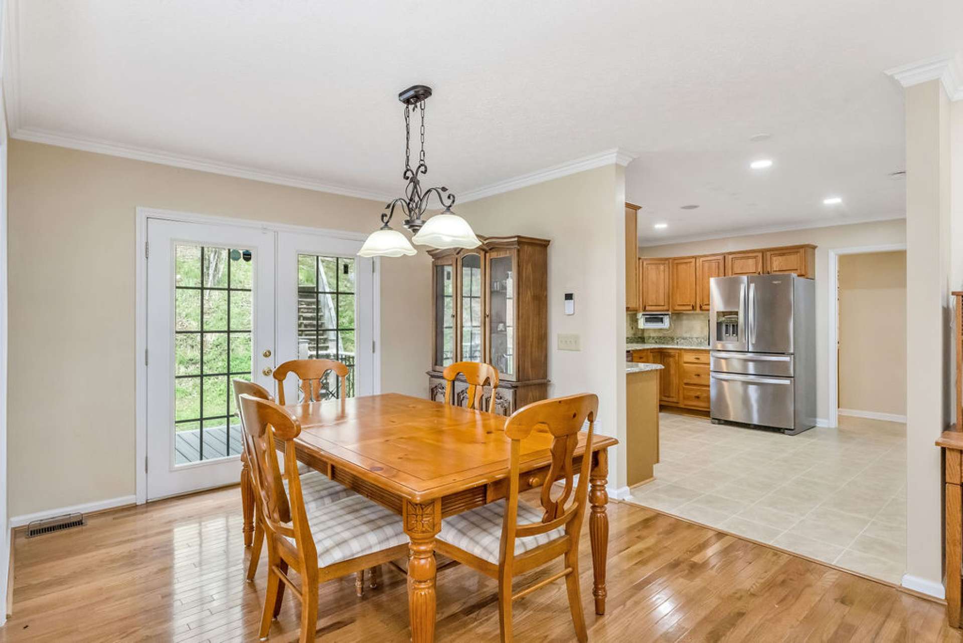 The dining area easily accommodates family feasts.