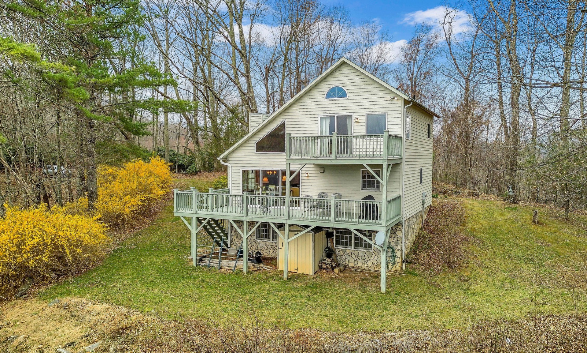 NC Mountain Timber Frame Cottage