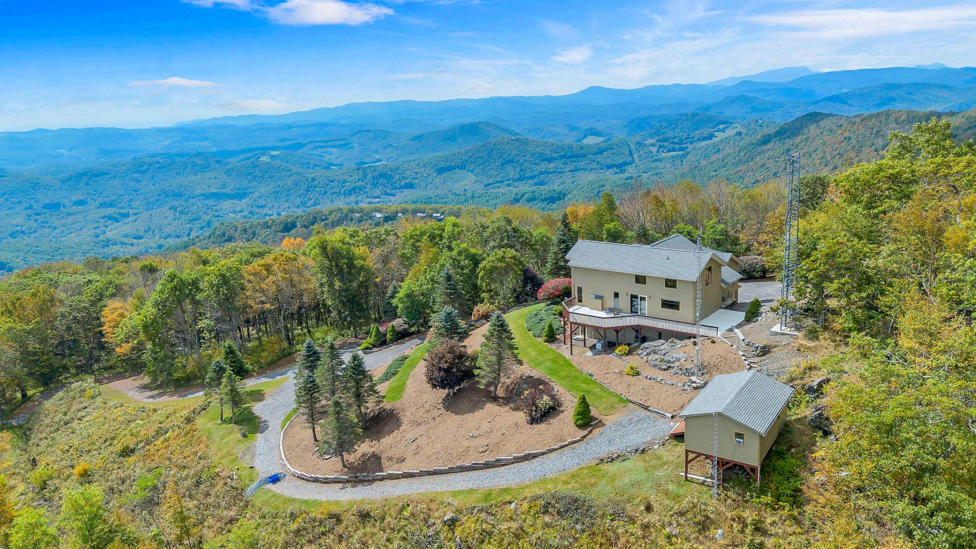 Private gated 15 Acre Mountaintop Setting