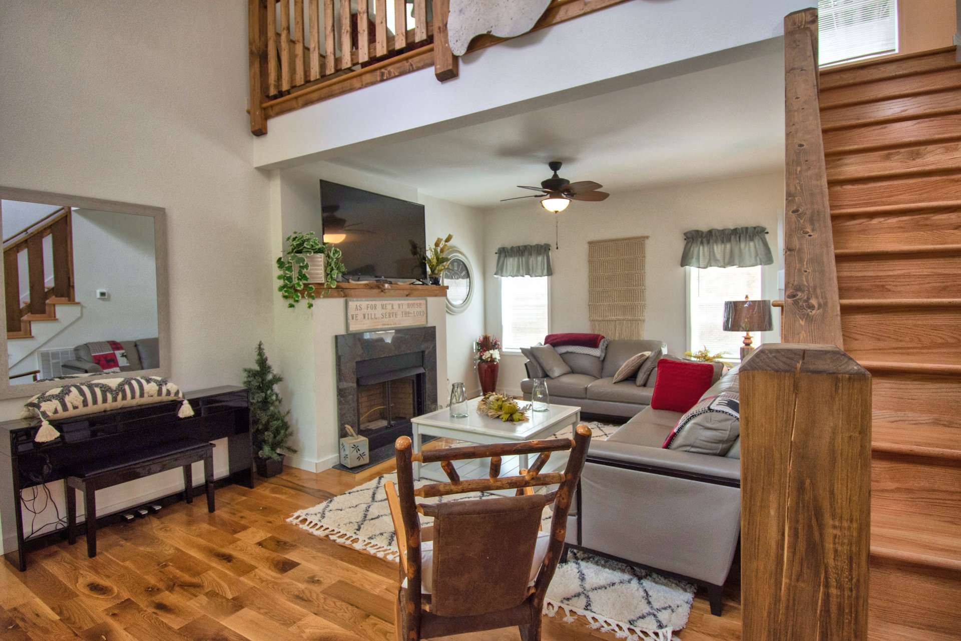 The living area is a great place to spend time with family or entertain guests.