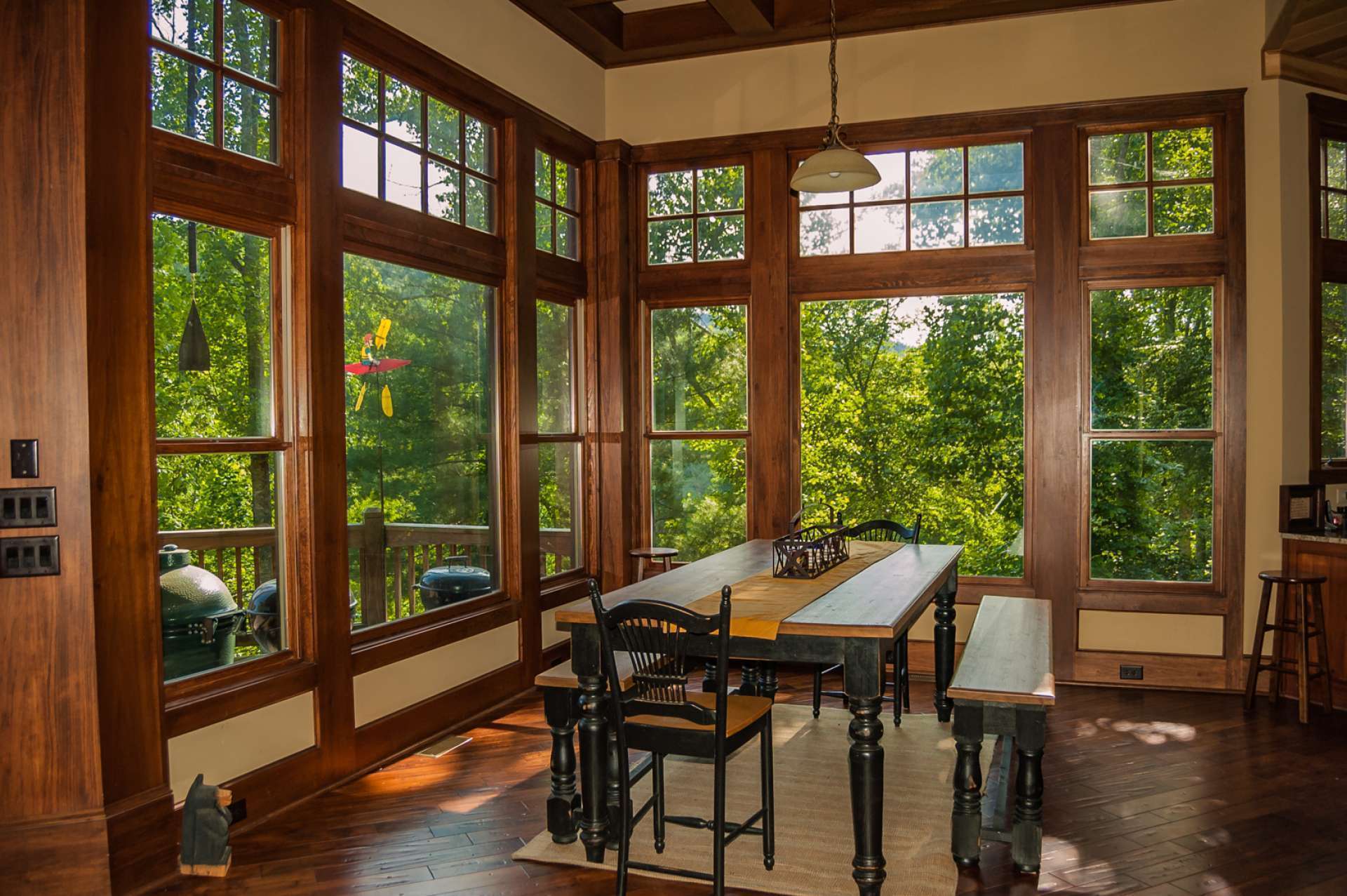 The dining area enjoys full view of the outdoors when dining inside.