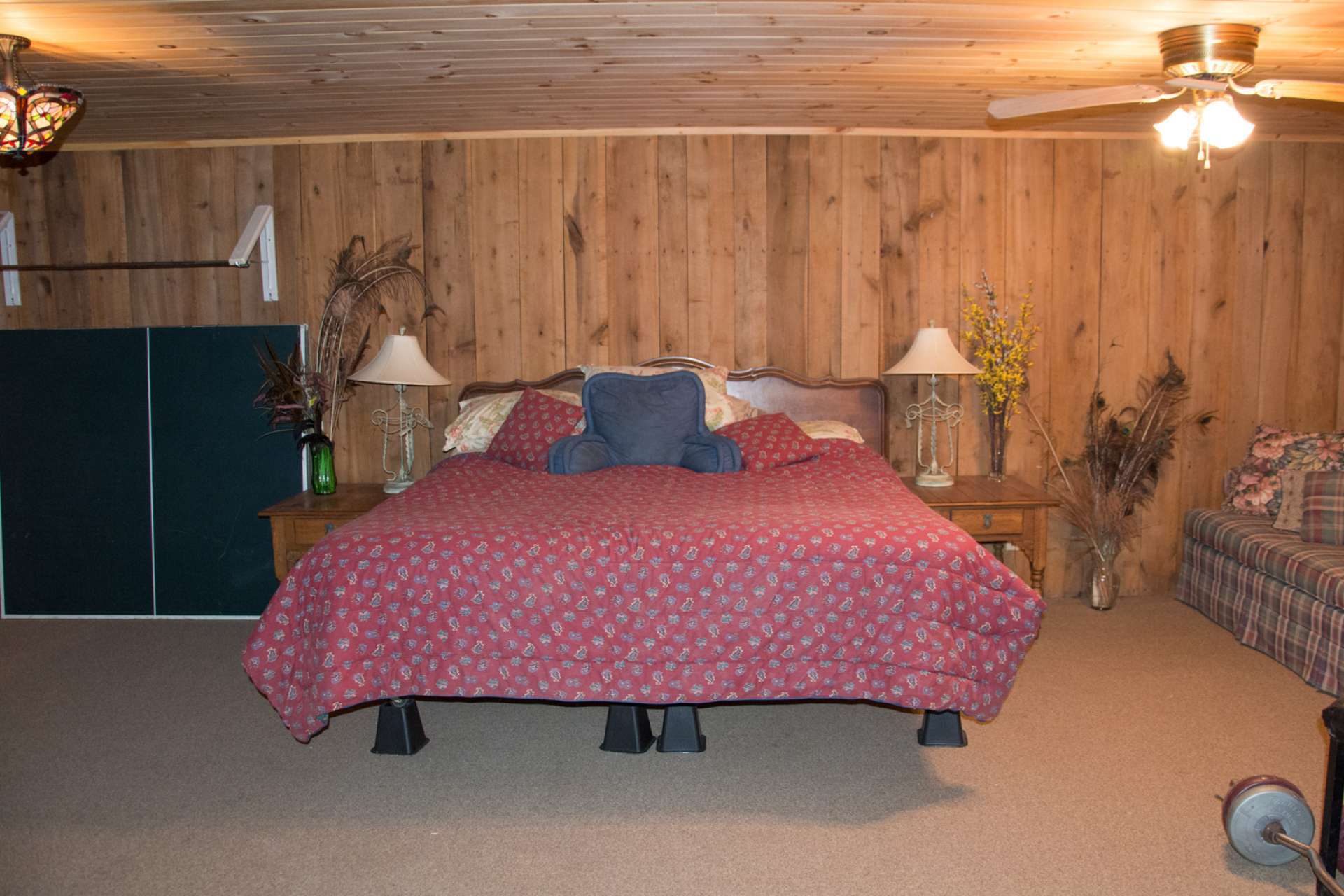 Your guests will enjoy their privacy  here in the overhead living  area of the barn.