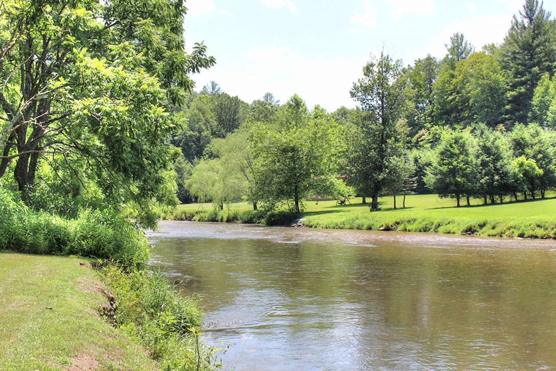 The North Fork of the New River is the smallest of the two forks and is a great fishery for small mouth bass and trout in addition to being an easy river for canoeing and kayaking.