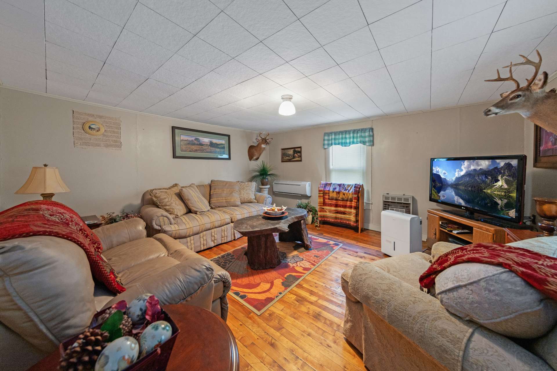 Guest Cottage Living