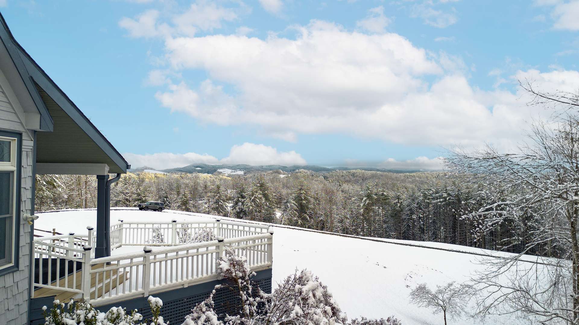 A private winter wonderland with breathtaking fozen peaks.