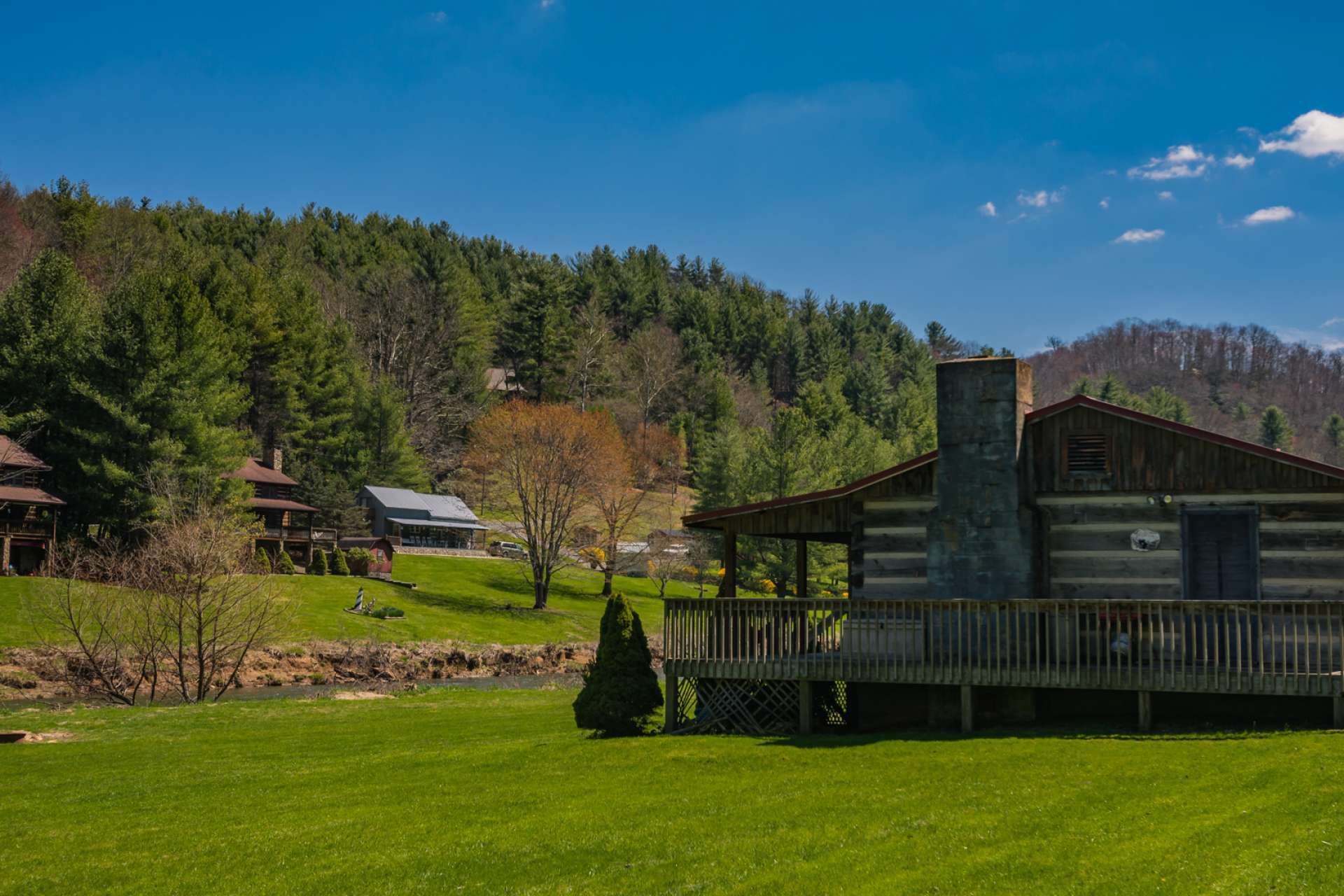 A spectacular bargain, this sweet 2-bedroom, 1-bath log cabin offers the perfect weekend retreat.