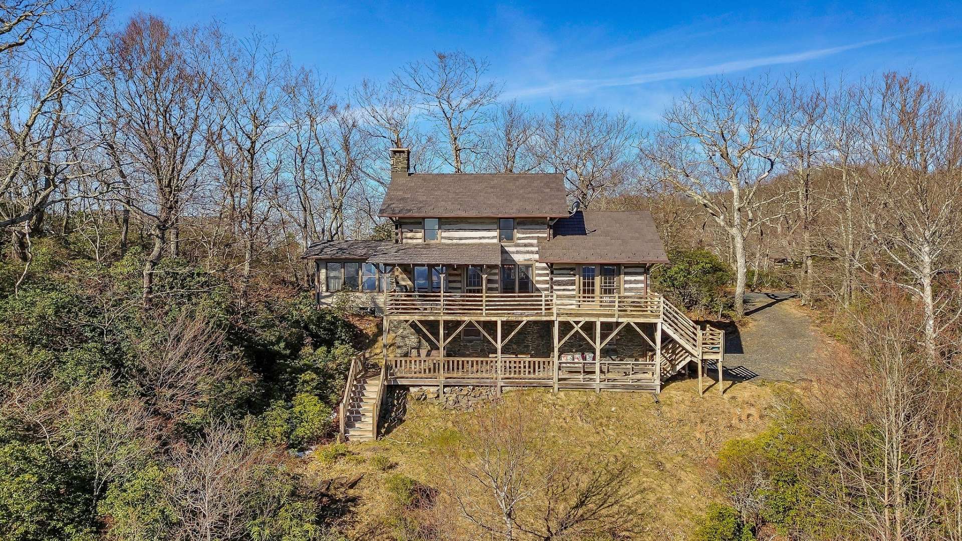 Perfect Blue Ridge Mountain retreat or primary residence.