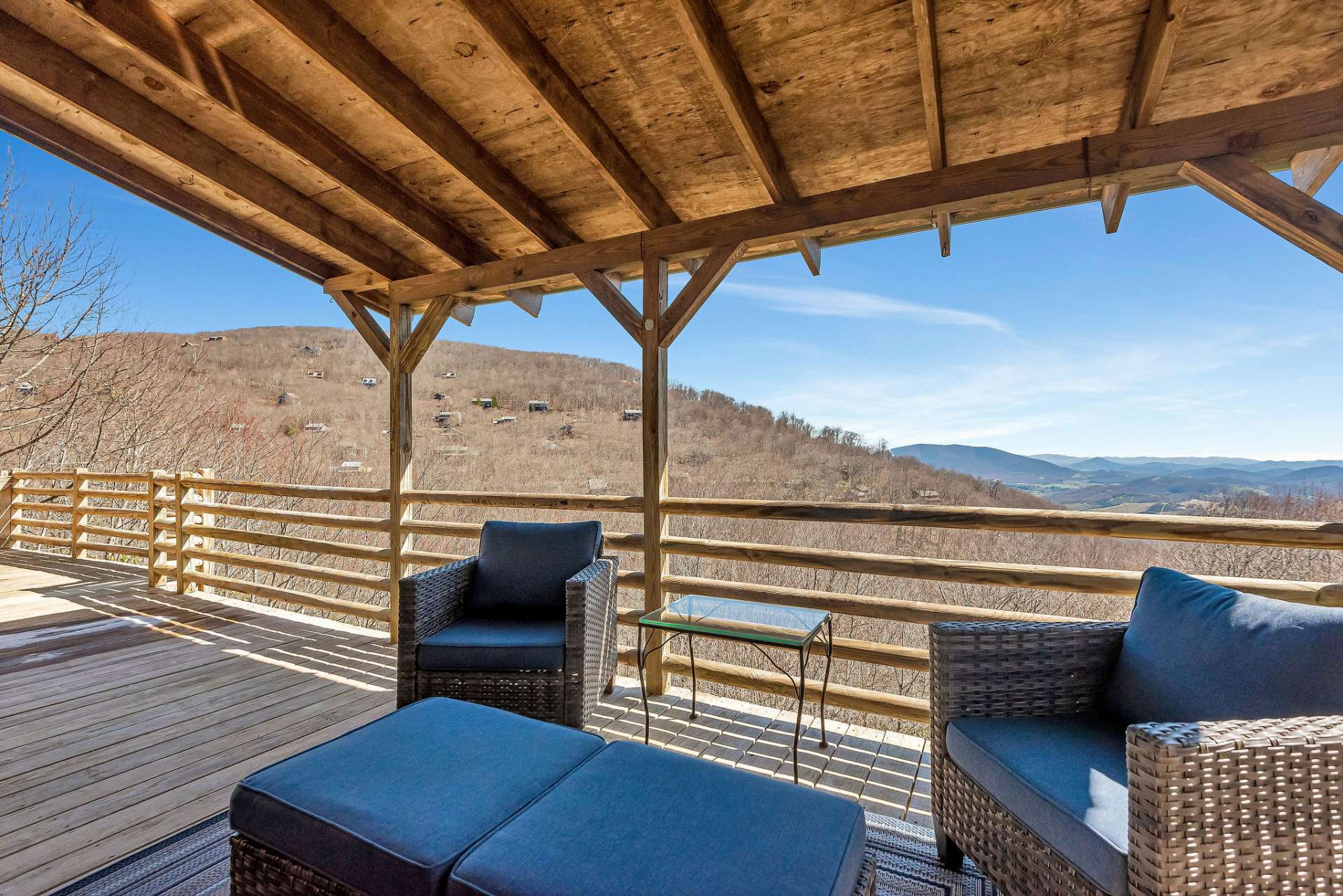 An ideal setting for entertaining amidst the natural beauty and open sky.