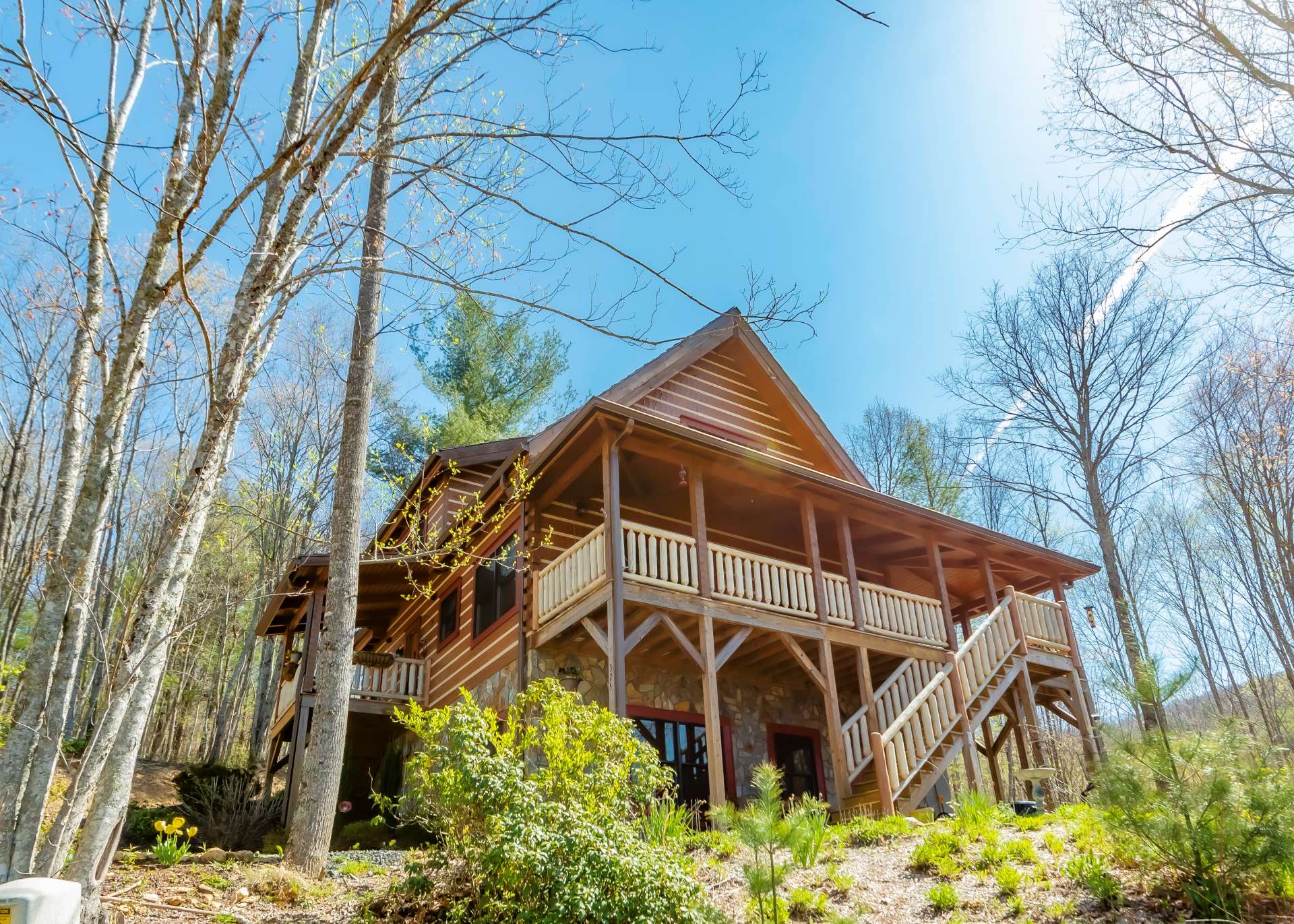 The location is convenient to both Boone and West Jefferson, as well as many NC High Country destinations.