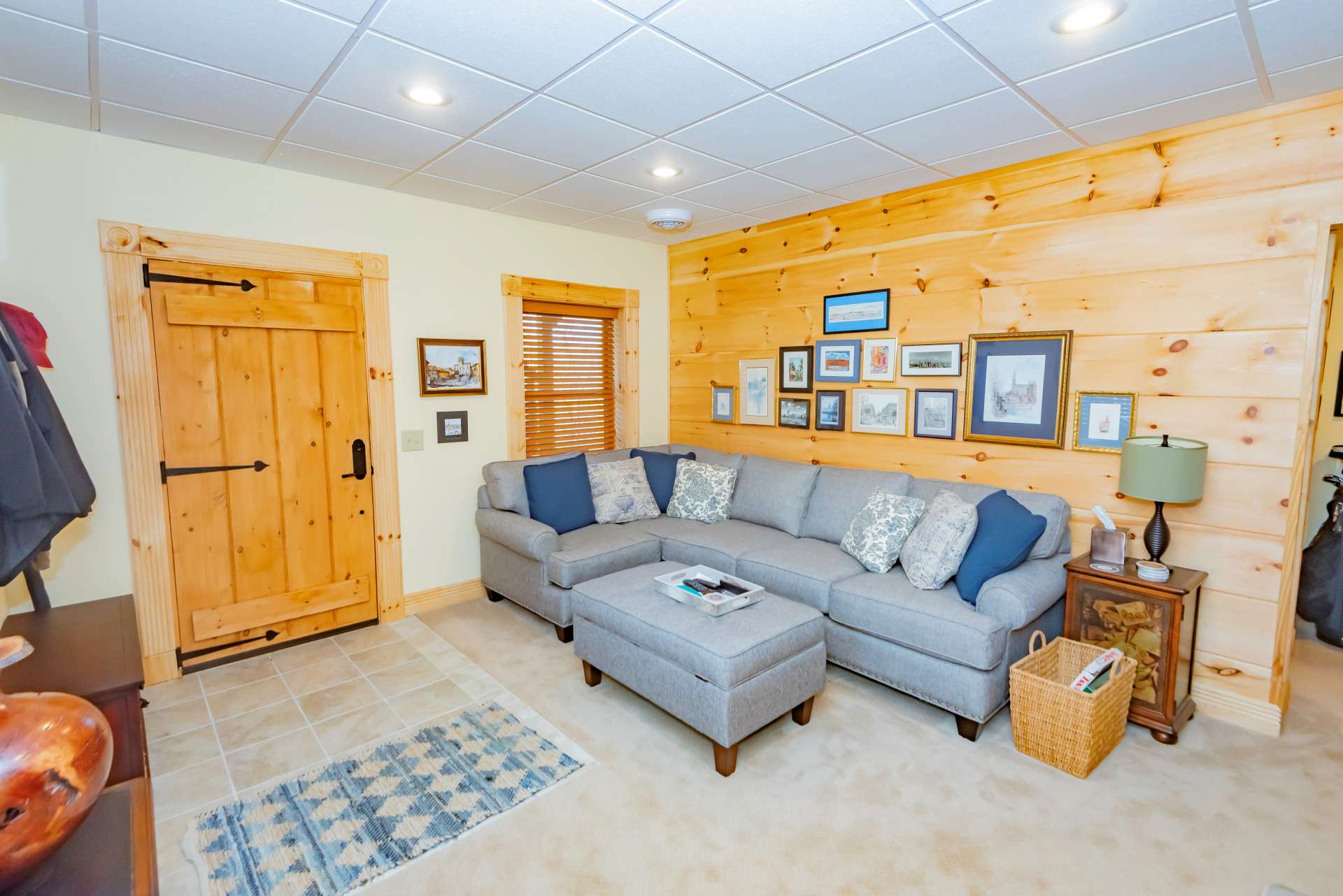 This cabin features a full finished walk-out lower level with a large living area that would also make a great game room.