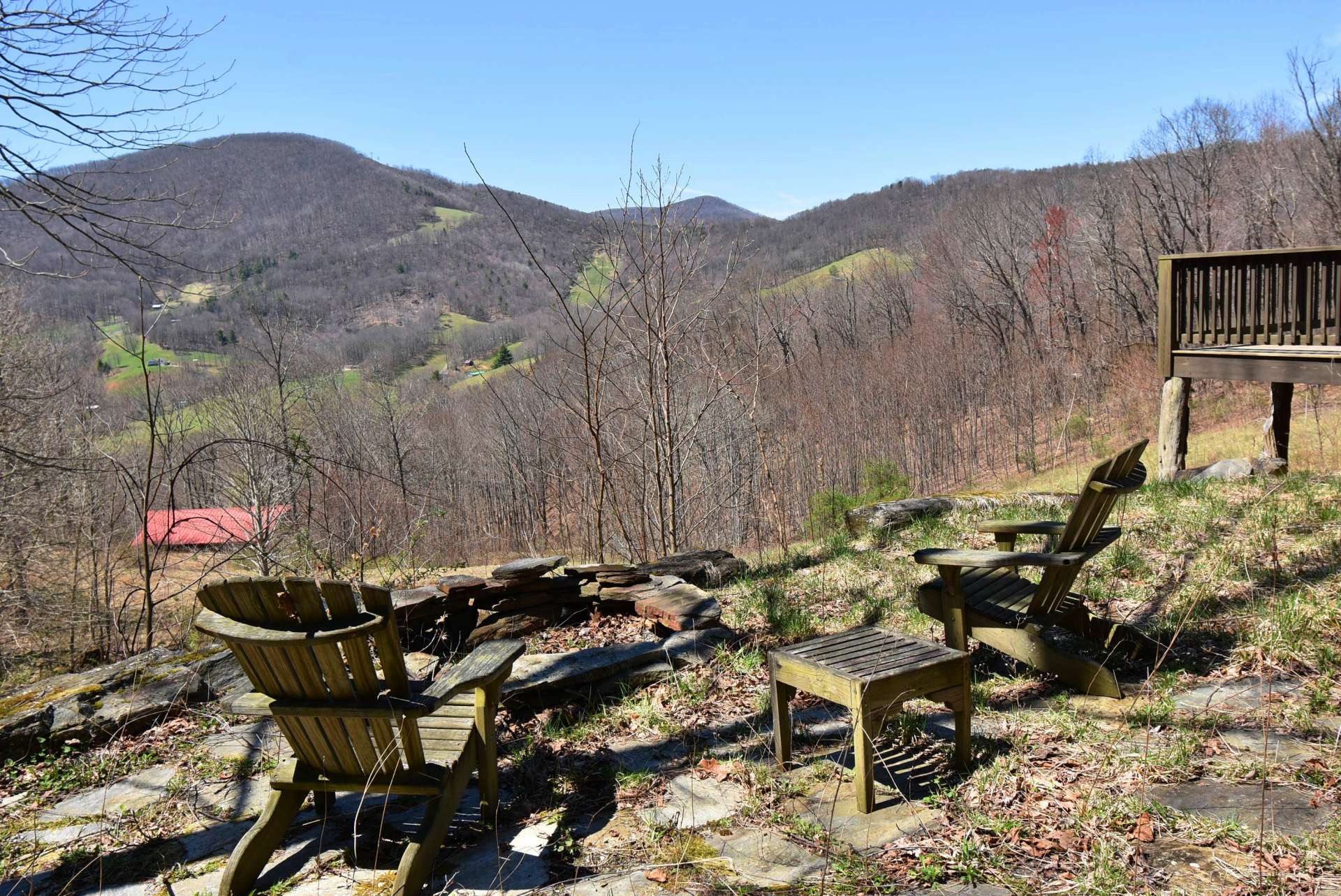 Sit around the firepit and make precious campfire memories.