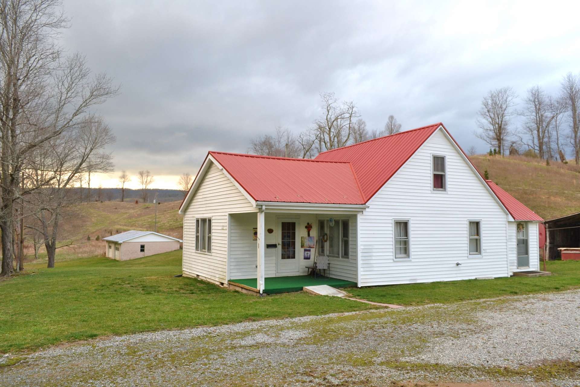 The country cozy 3-bedroom, 1-bath farmhouse offers old fashioned charm.