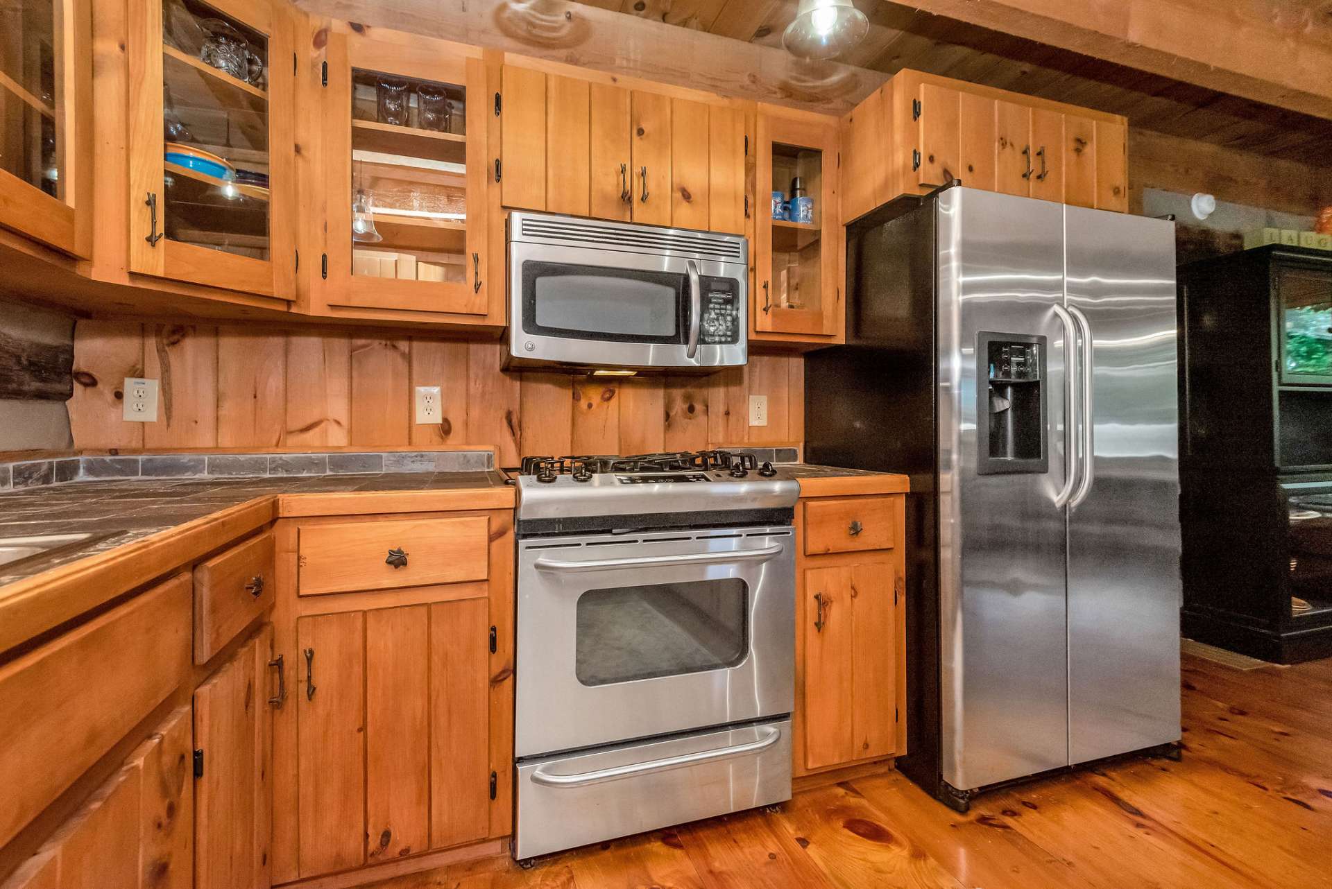Enjoy stainless appliances, including a gas range.