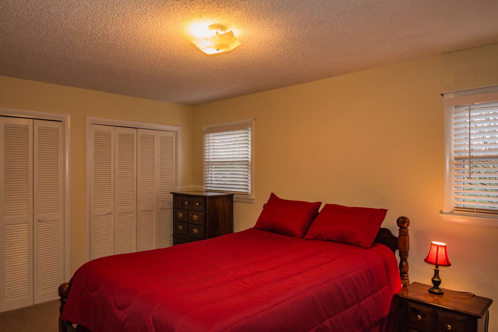 There are two bedrooms on the main level, both are ample sized and share a full bath.